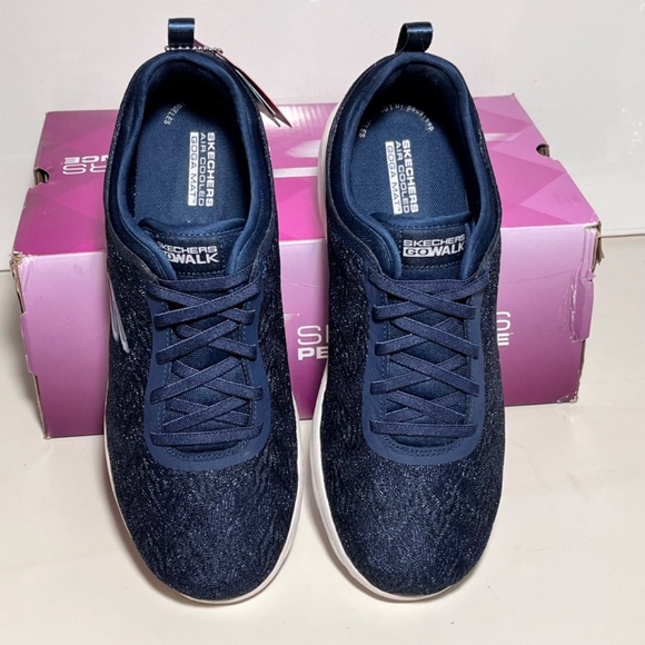 Skechers GOWalk Vegan Cyprus Washable Travel Lace Sneakers - Picture 5 of 7